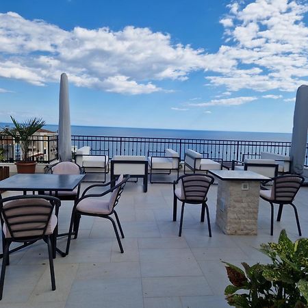 Adriatic Apartments ウルツィニ エクステリア 写真