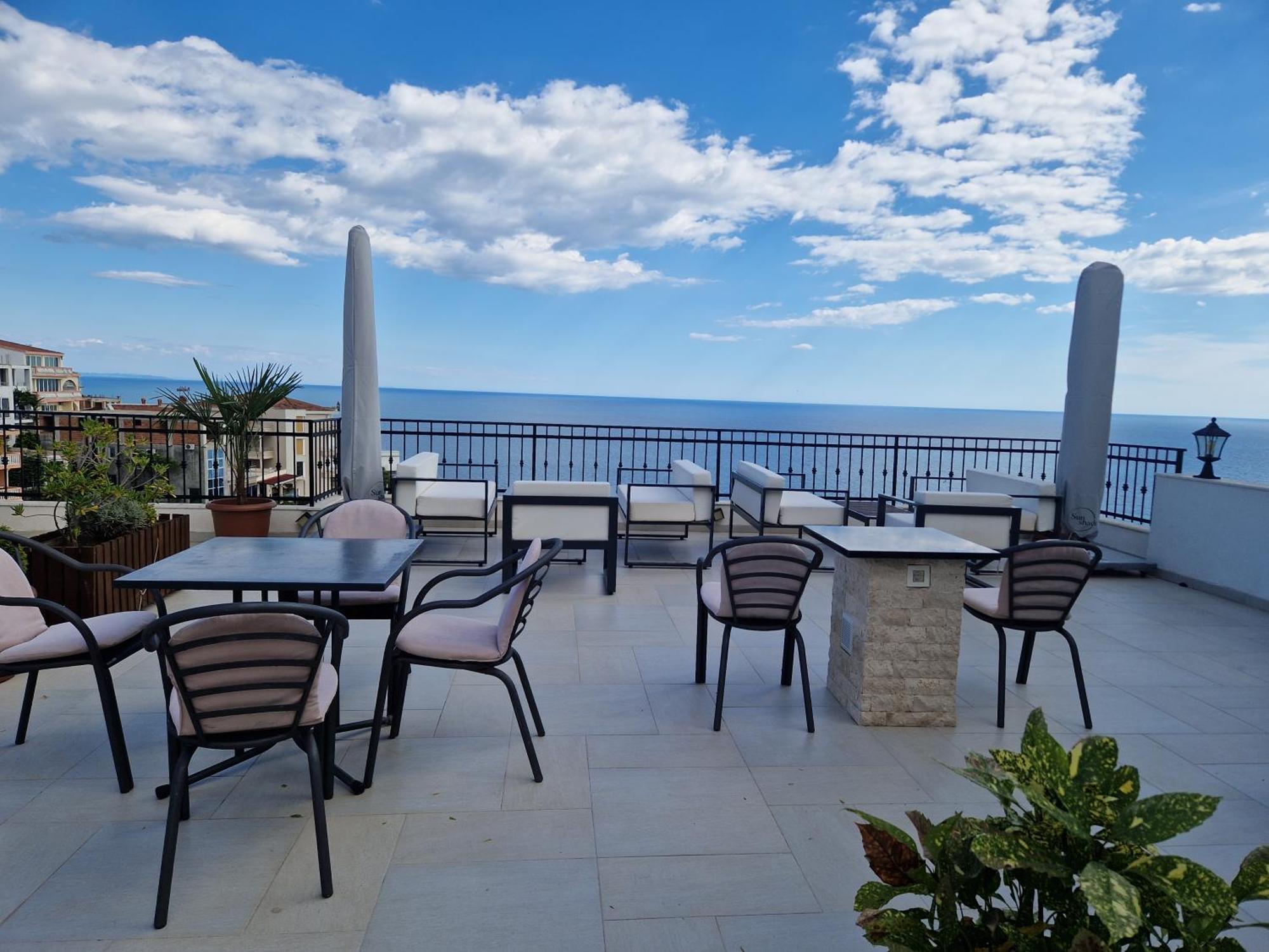 Adriatic Apartments ウルツィニ エクステリア 写真